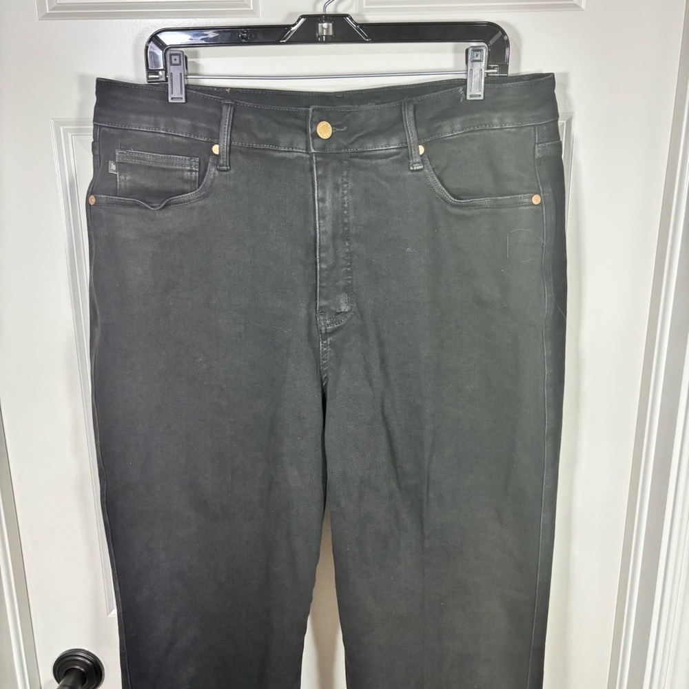 Judy Blue Wide Leg Cropped Raw Hem Jeans Women’s 20W Black Stretch - Picture 3 of 11
